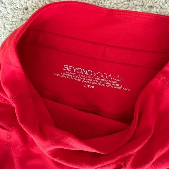 Beyond Yoga Spacedye Tank + Pocket Leggings, Candy Apple Red Matching Set,size S - Picture 8 of 11